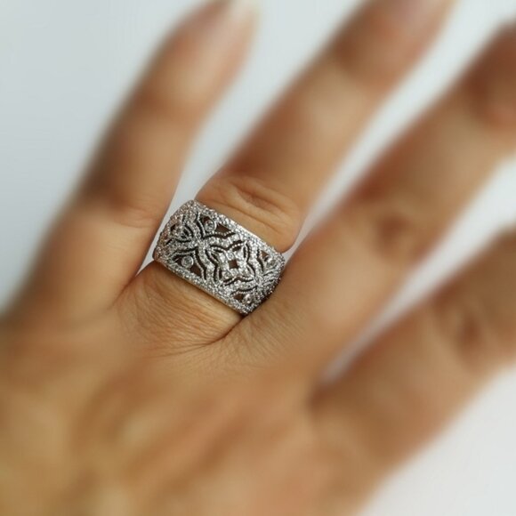 CZ Filigree Band Ring in 14k white gold overlay size 8 - Picture 7 of 7